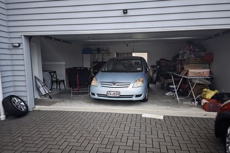 Photo of property in 6a Riverina Avenue, Pakuranga, Auckland, 2010