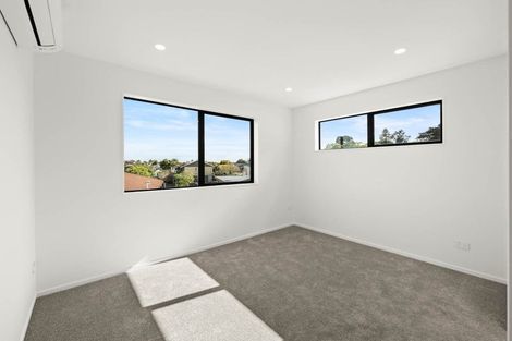 Photo of property in 25 Jandell Crescent, Bucklands Beach, Auckland, 2014