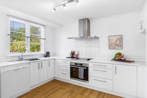 Photo of property in 124a Seaview Road, Paraparaumu Beach, Paraparaumu, 5032