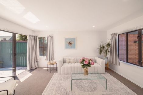 Photo of property in 12/415 Mairehau Road, Parklands, Christchurch, 8083