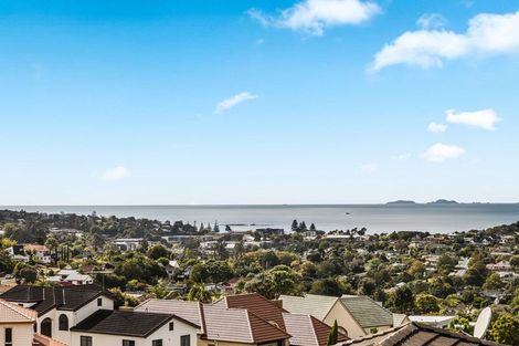 Photo of property in 9 St Clair Place, Browns Bay, Auckland, 0630