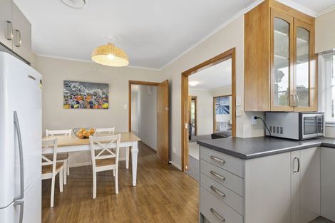 Photo of property in 52 Chester Road, Tawa, Wellington, 5028