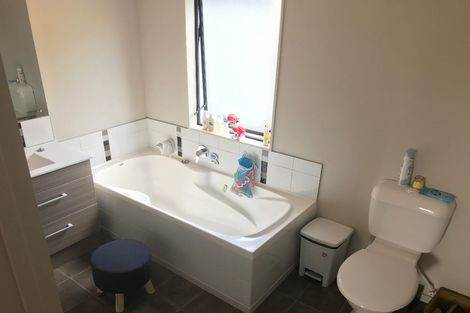 Photo of property in 16/3 Erewhon Place, Birkdale, Auckland, 0626