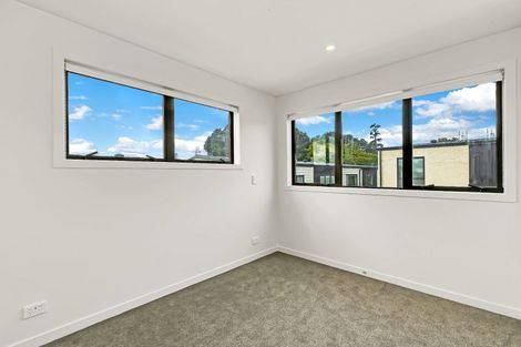 Photo of property in 22 Whanui Place, Mangere Bridge, Auckland, 2022