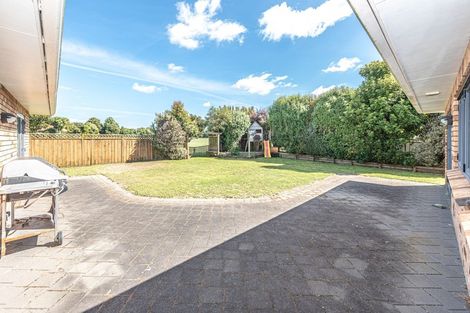 Photo of property in 18 Holdsworth Drive, Otamatea, Whanganui, 4500