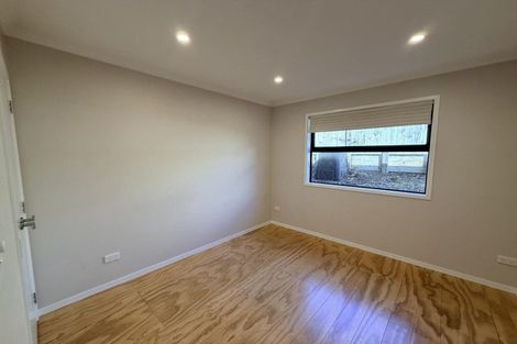 Photo of property in 2 Ebrington Place, Strandon, New Plymouth, 4312
