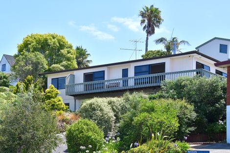 Photo of property in 11b Orewa Heights Crescent, Orewa, 0931