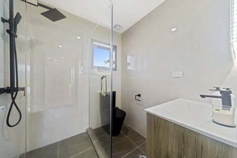 Photo of property in 12c Hill Crescent, New Lynn, Auckland, 0600