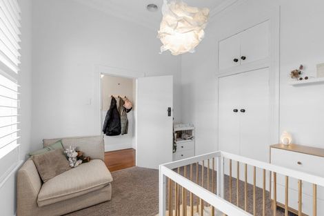 Photo of property in 17 Perrin Place, Kelvin Grove, Palmerston North, 4414