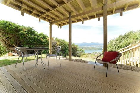Photo of property in 15 Alexandra Road, Roseneath, Wellington, 6021