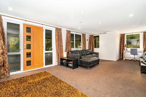 Photo of property in 52 Katherine Mansfield Drive, Whitemans Valley, Upper Hutt, 5371