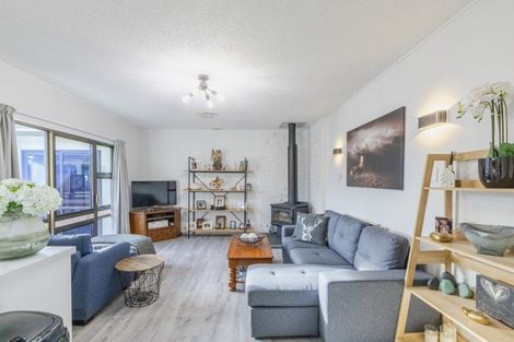 Photo of property in 9 Mount View Place, Waipukurau, 4200