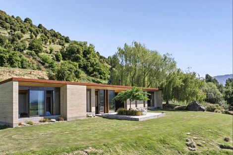 Photo of property in 633 Mount Barker Road, Wanaka, 9382