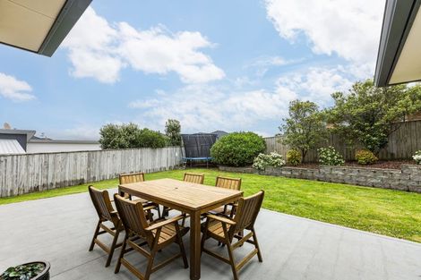 Photo of property in 4 Peel Lane, Aotea, Porirua, 5024