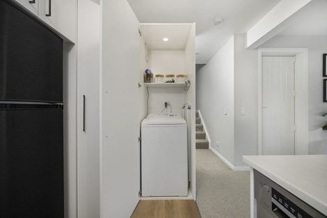 Photo of property in 17b West Avenue, Saint Clair, Dunedin, 9012