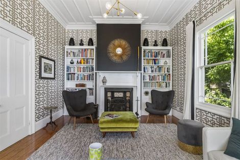 Photo of property in 3/92 Victoria Road, Devonport, Auckland, 0624