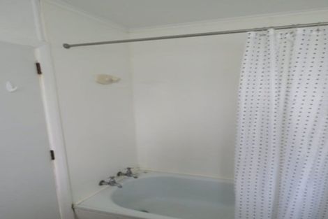 Photo of property in 34 Roberts Street, Tawa, Wellington, 5028