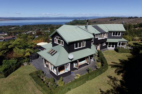 Photo of property in 21 Brunette Drive, Acacia Bay, Taupo, 3330