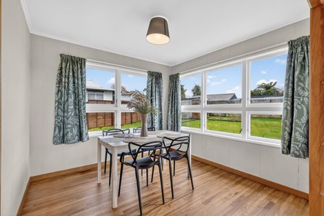 Photo of property in 2 Fairview Street, Tirau, 3410