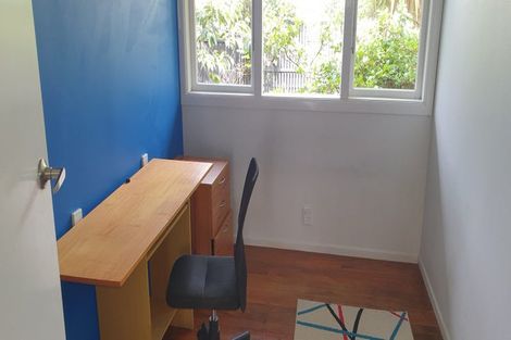 Photo of property in 17b Campbell Street, Karori, Wellington, 6012