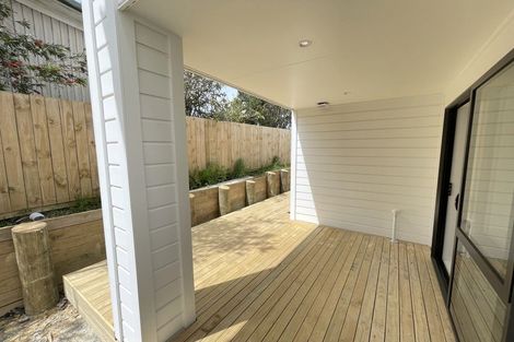 Photo of property in 133b Arran Road, Browns Bay, Auckland, 0630