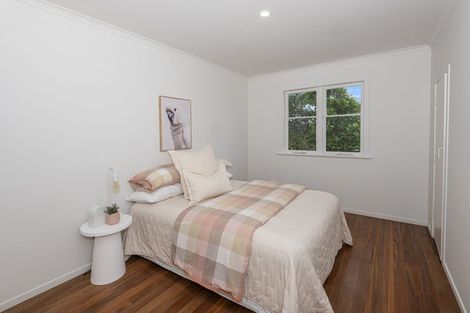 Photo of property in 1 Whimp Avenue, Onerahi, Whangarei, 0110
