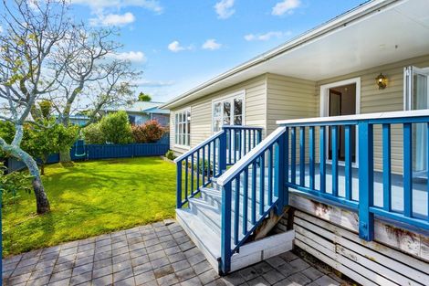 Photo of property in 60 Pomaria Road, Henderson, Auckland, 0610