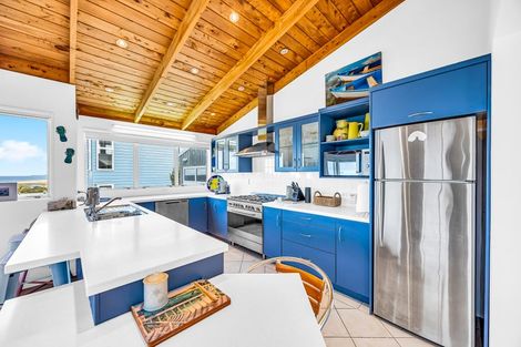 Photo of property in 11 Claude Street, Mangawhai Heads, Mangawhai, 0505