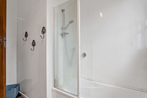 Photo of property in 19 Clifford Road, Eltham, 4322