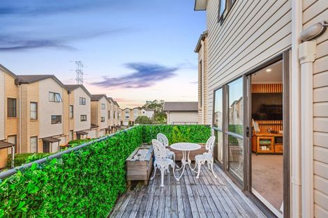 Photo of property in St Claire Village, 27/172 Mcleod Road, Te Atatu South, Auckland, 0610