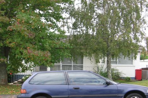 Photo of property in 8 Miltonia Avenue, Te Atatu South, Auckland, 0610