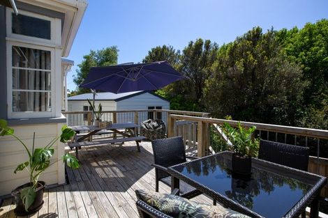 Photo of property in 420 Devon Street East, Strandon, New Plymouth, 4312