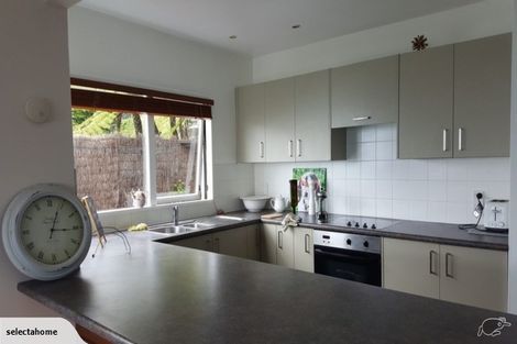 Photo of property in 1/54 Rama Crescent, Khandallah, Wellington, 6035