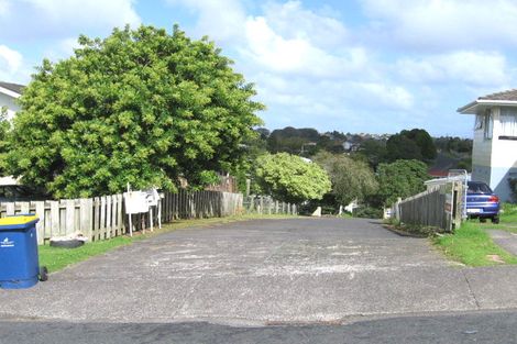 Photo of property in 12 Yule Place, Massey, Auckland, 0614