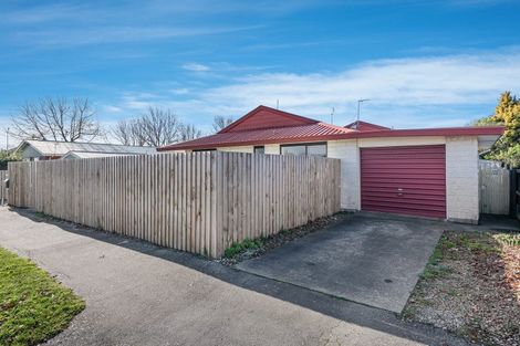 Photo of property in 33 Middleton Road, Upper Riccarton, Christchurch, 8041
