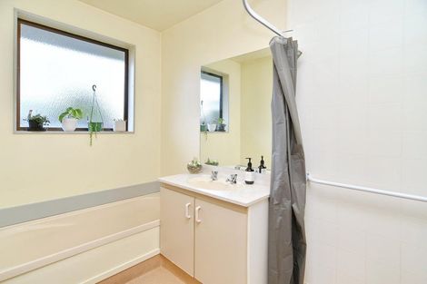 Photo of property in 18 Harrall Place, Kaiapoi, 7630