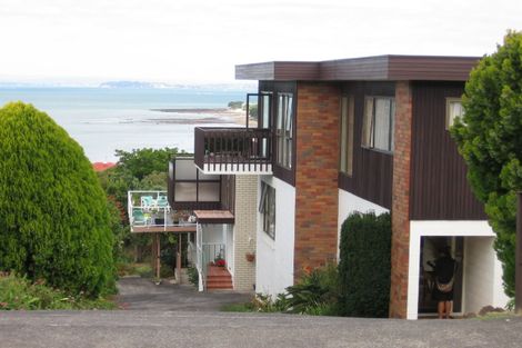 Photo of property in 2/12 Marama Street, Castor Bay, Auckland, 0620