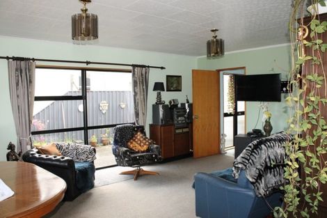 Photo of property in 11 Queen Street, Westport, 7825