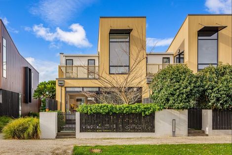 Photo of property in 6 Cochrane Road, Hobsonville, Auckland, 0616