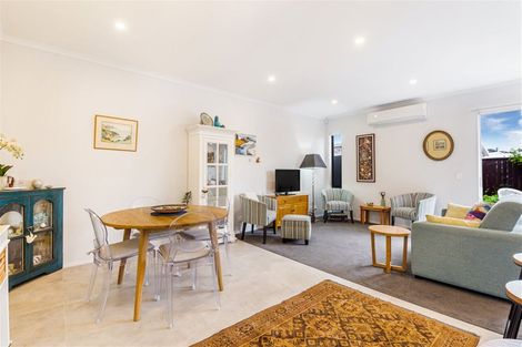 Photo of property in 32 Owen Chapman Drive, Red Beach, 0932