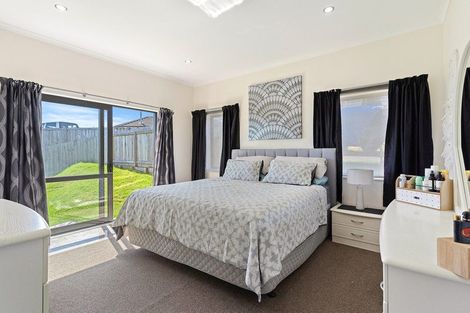 Photo of property in 33 Amy Place, Pyes Pa, Tauranga, 3112
