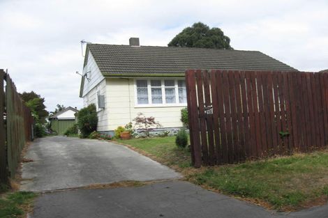 Photo of property in 15 Roche Avenue, Upper Riccarton, Christchurch, 8041