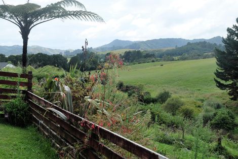 Photo of property in 28 Mcvie Road, Huntly, 3700