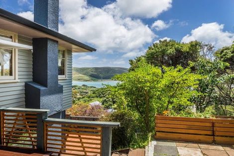 Photo of property in 22 Kiriwai Road, Paremata, Porirua, 5024