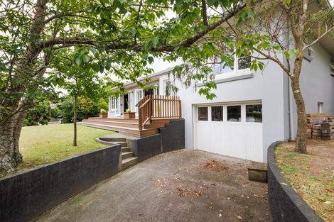 Photo of property in 2 Swansea Street, Hokowhitu, Palmerston North, 4410