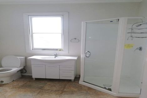 Photo of property in 135 Wallace Street, Mount Cook, Wellington, 6021