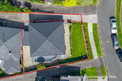 Photo of property in 1/7 Tuscan Place, Half Moon Bay, Auckland, 2012