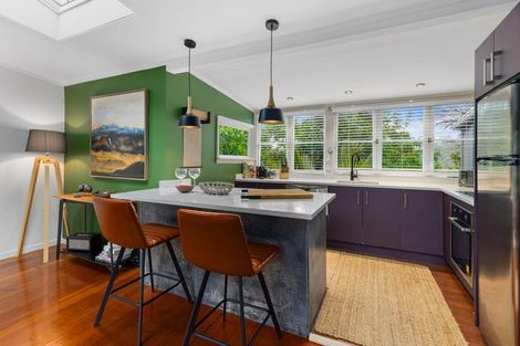 Photo of property in 9 Otitori Bay Road, Titirangi, Auckland, 0604