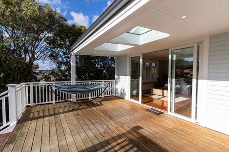 Photo of property in 16 Tisdall Street, Karori, Wellington, 6012