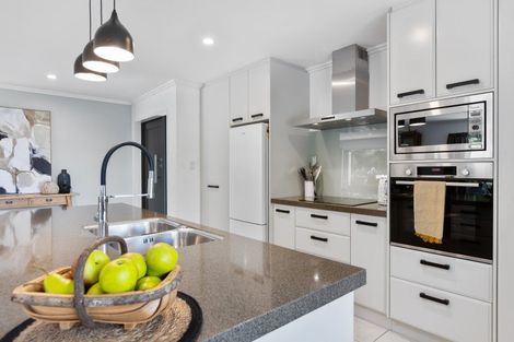 Photo of property in 7c Puka Place, Inglewood, 4330